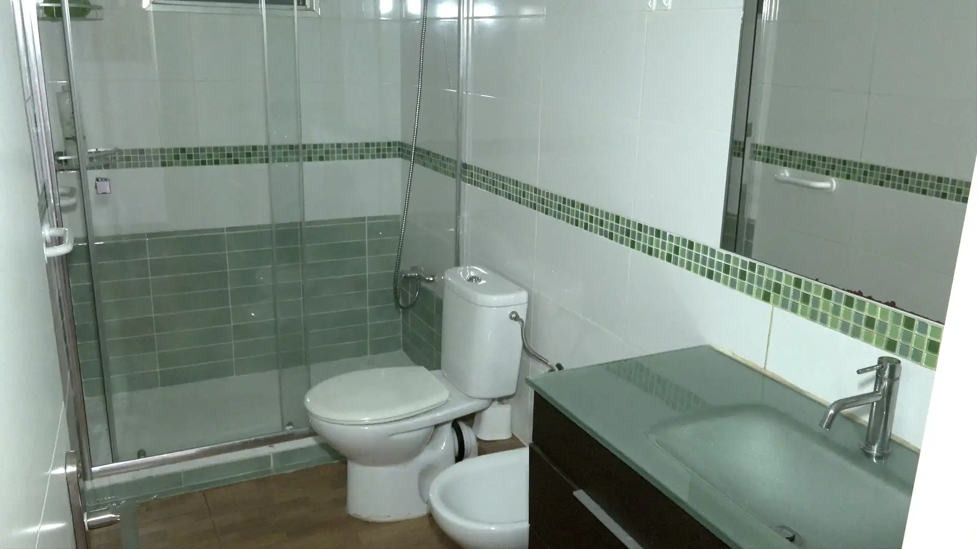 Bany de Pis en venda en  Palma de Mallorca amb Parquet i Balcó