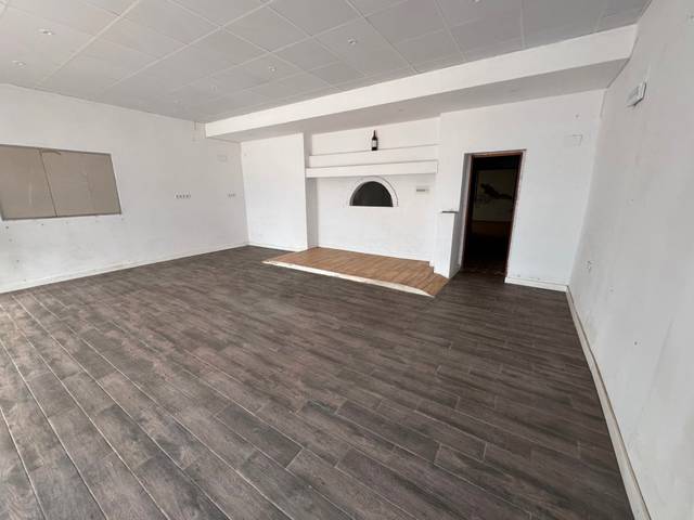 Local comercial en Venta en Tocina