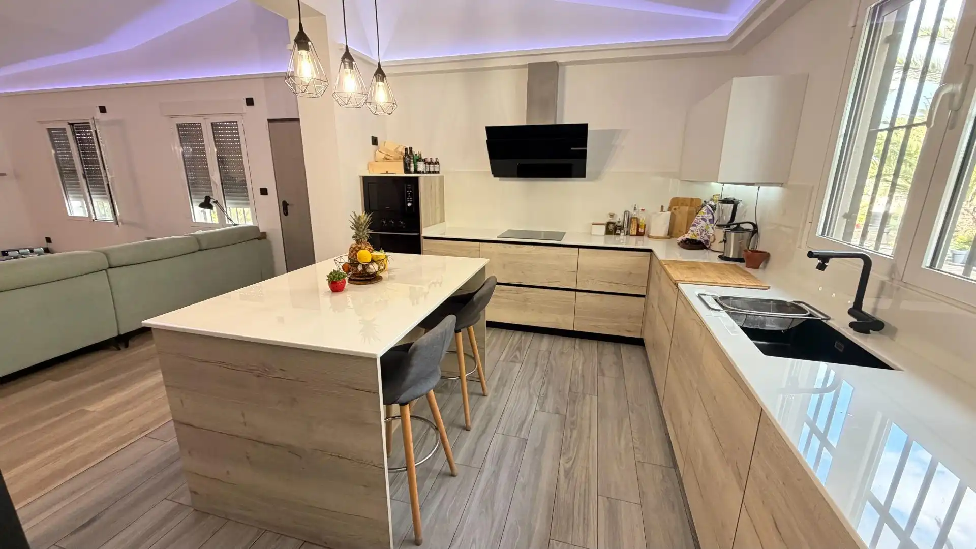 Küche von Haus oder Chalet zum Verkauf in Elche / Elx mit Klimaanlage, Heizung und Privatgarten
