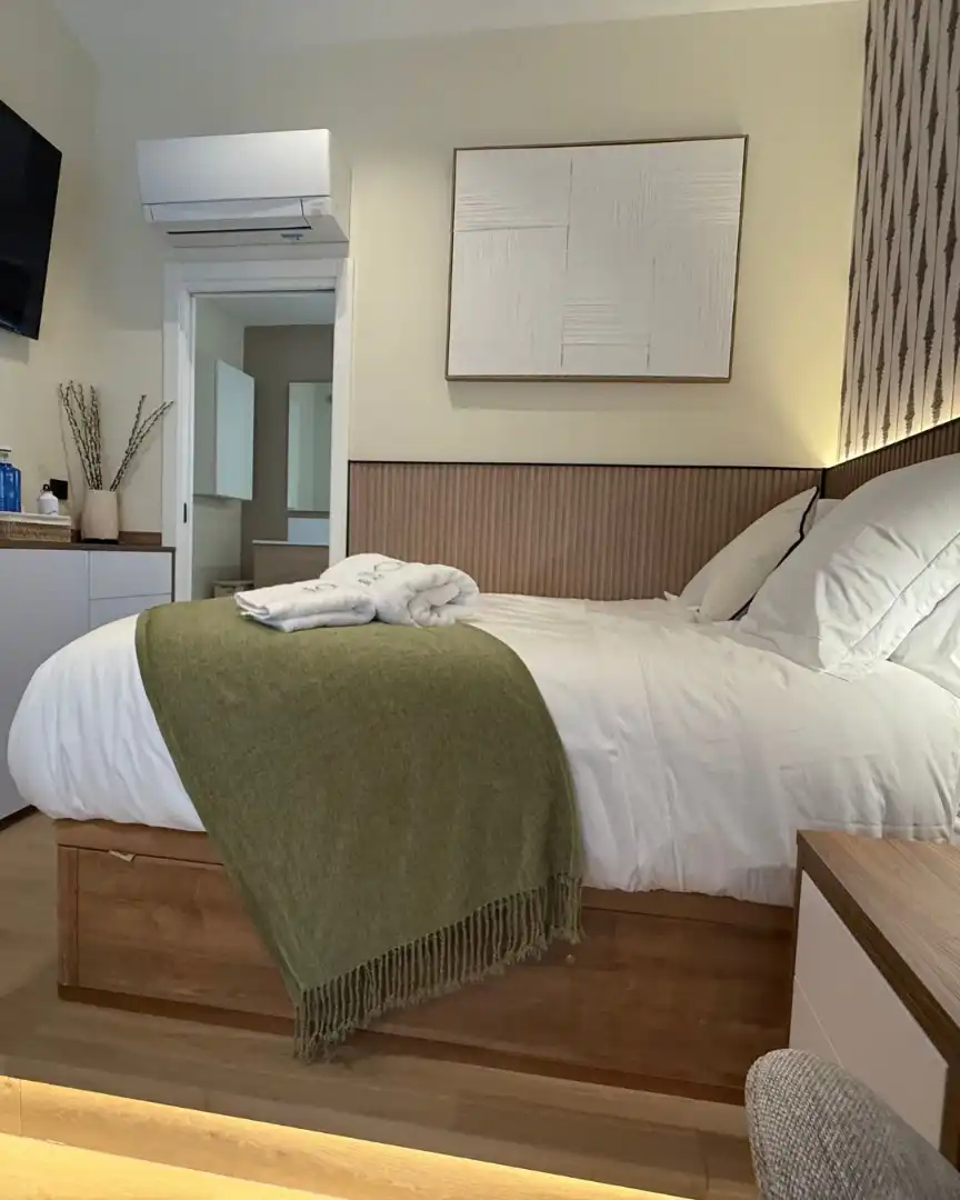Habitación de Ático de alquiler en Madrid con Aire acondicionado, Calefacción y Terraza