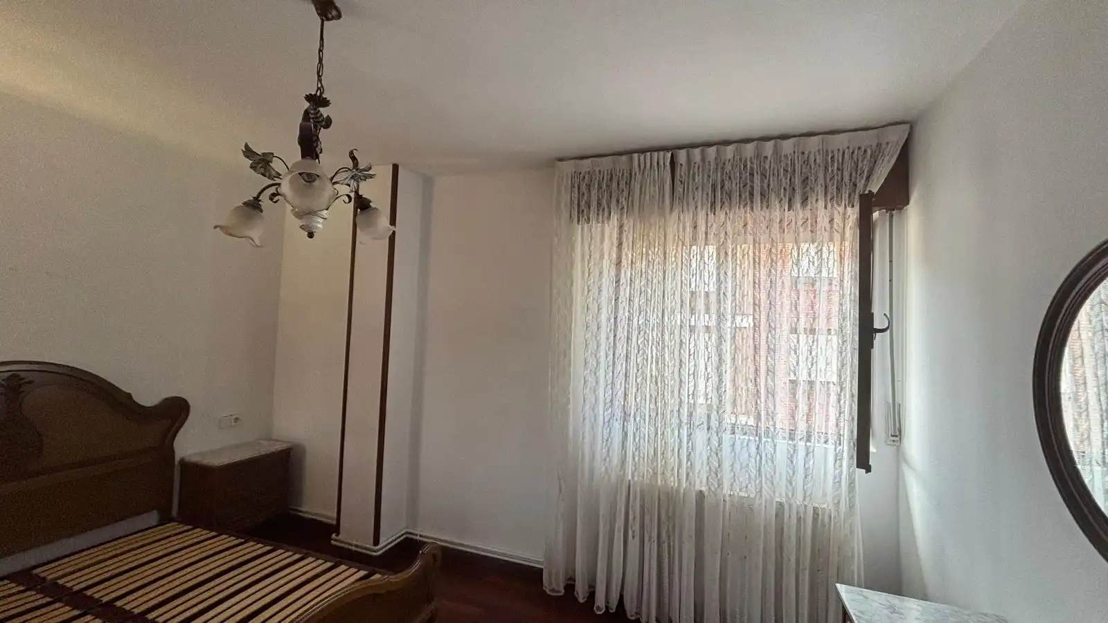 Schlafzimmer von Wohnung zum Verkauf in Rasines mit Heizung, Möbliert und Ofen