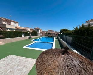 Piscina de Dúplex en venda en Torrevieja amb Aire condicionat, Calefacció i Terrassa