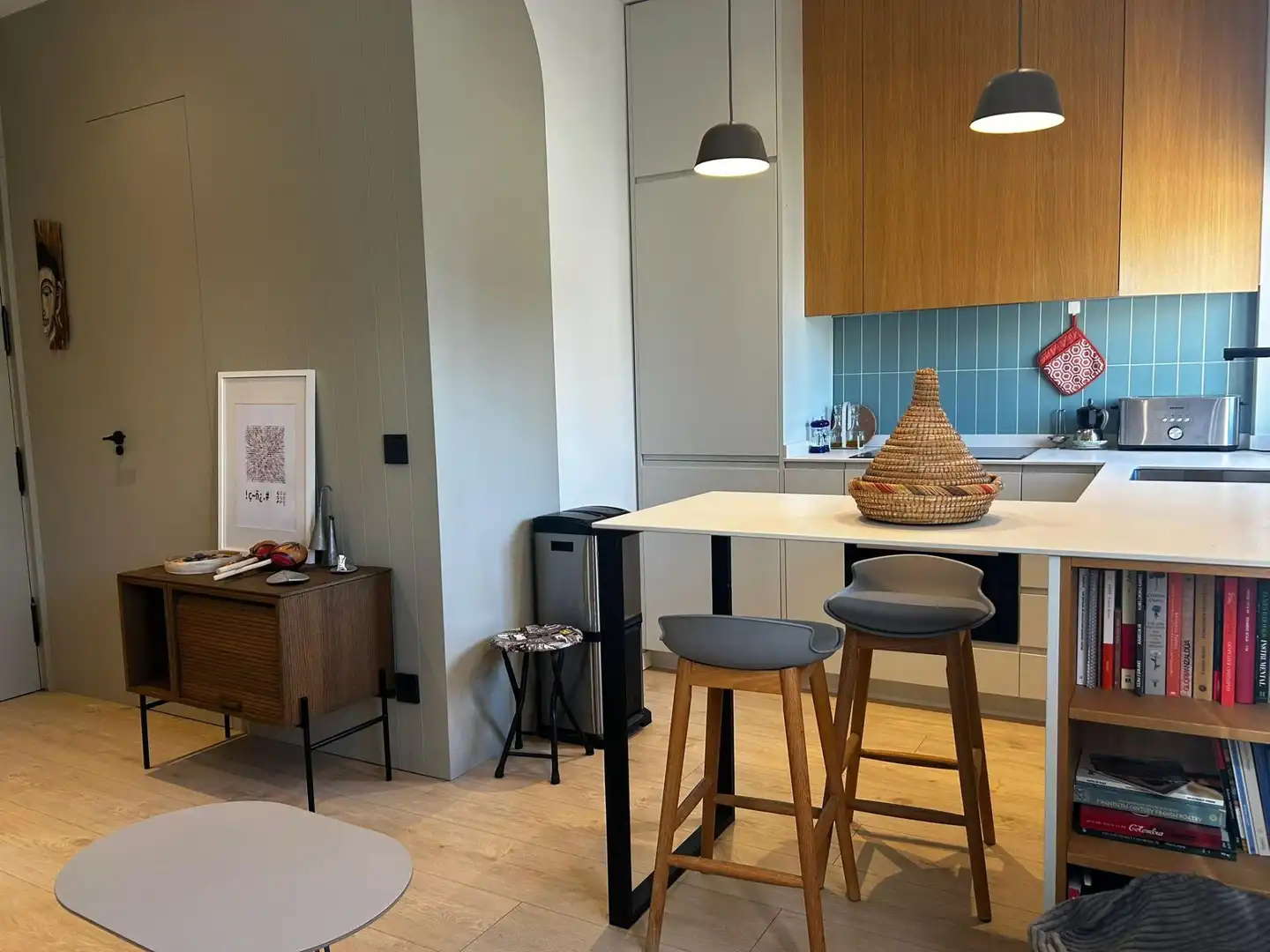 Cuina de Apartament de lloguer en Madrid amb Aire condicionat, Calefacció i Moblat