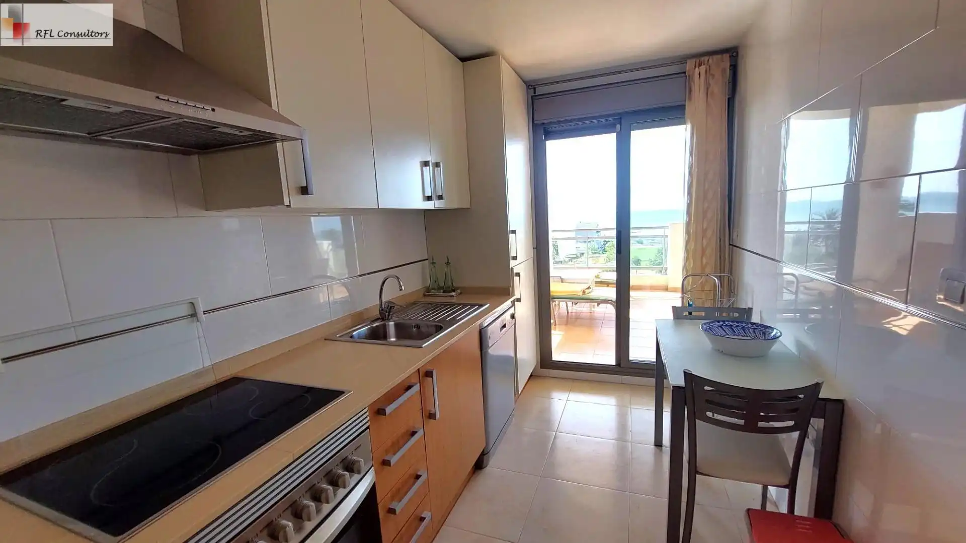 Cocina de Apartamento de alquiler en Torreblanca con Jardín privado, Terraza y Amueblado