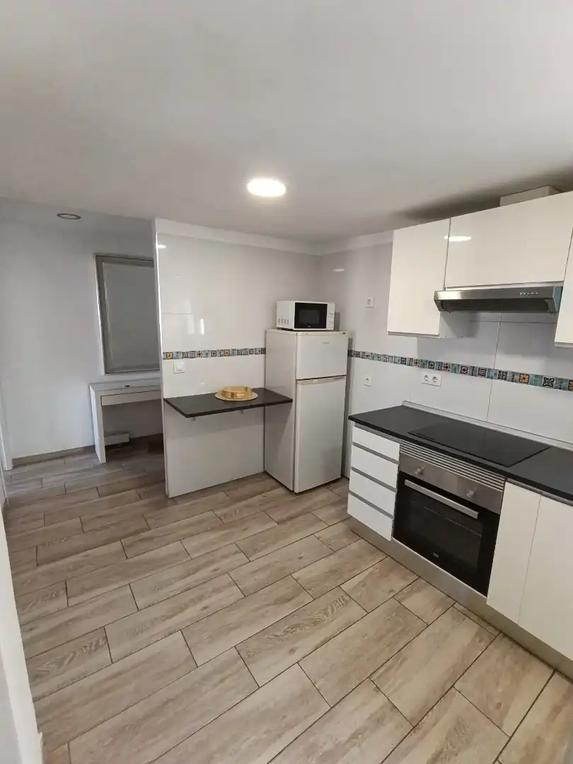 Piso con terraza en venta en Carrer del Pintor Matarana, imagen 3