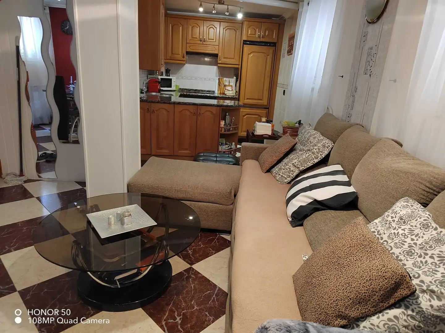 Sala d'estar de Casa adosada en venda en Cardeñajimeno amb Calefacció, Parquet i Traster