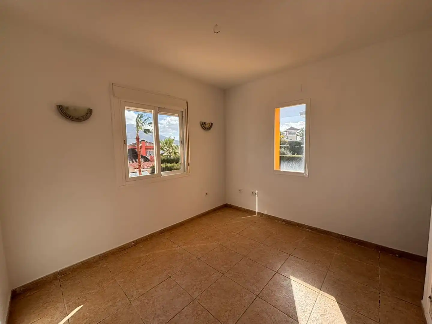 Bedroom of Houses for sale in Coín  with Air Conditioner, Heating and Private garden