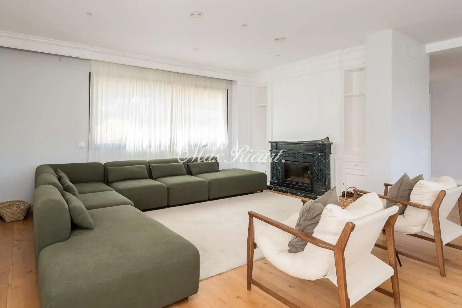Living room of Houses for rent in Sant Just Desvern  with Air Conditioner, Heating and Terrace