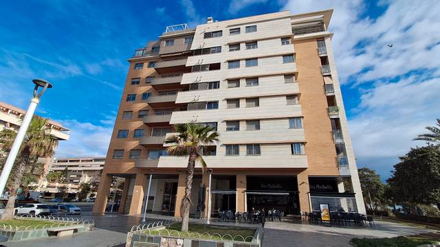 Piso en Venta en Calle Pacífico, 41 en Paseo Marítimo Oeste - Pacífico