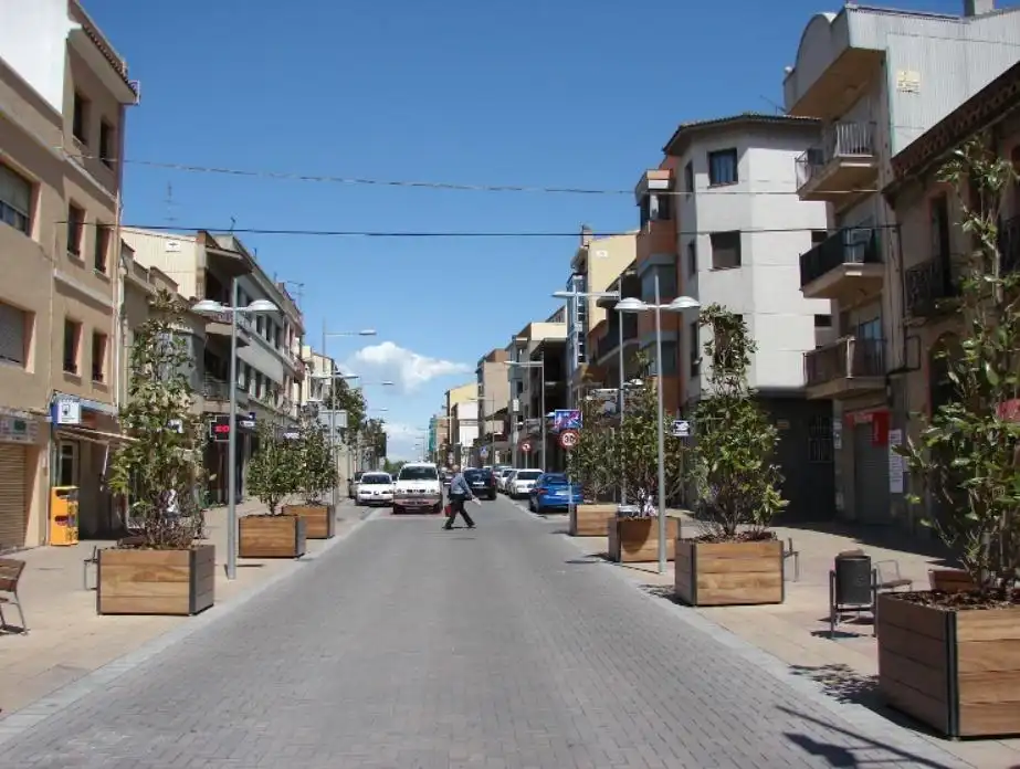 Außenansicht von Fabrikhallen zur Miete in Santa Margarida I Els Monjos