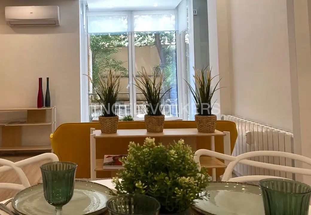 Dining room of Apartments for rent in Madrid  with Air Conditioner, Heating and Furnished
