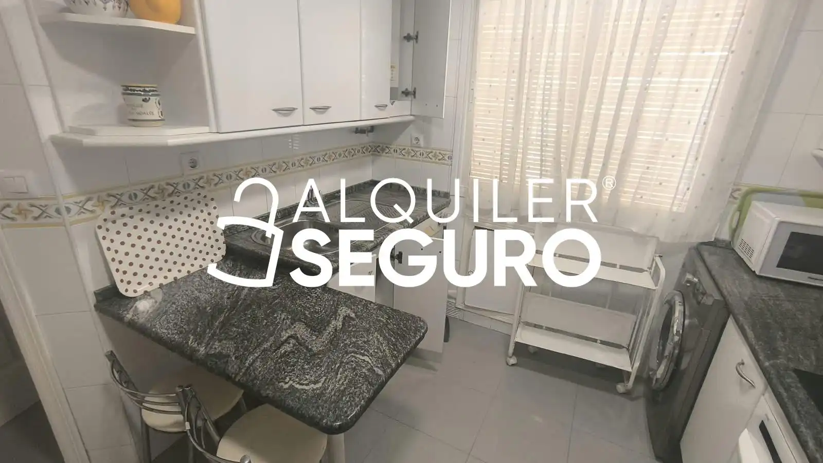 Kitchen of Flat for rent in Sevilla  with Air Conditioner
