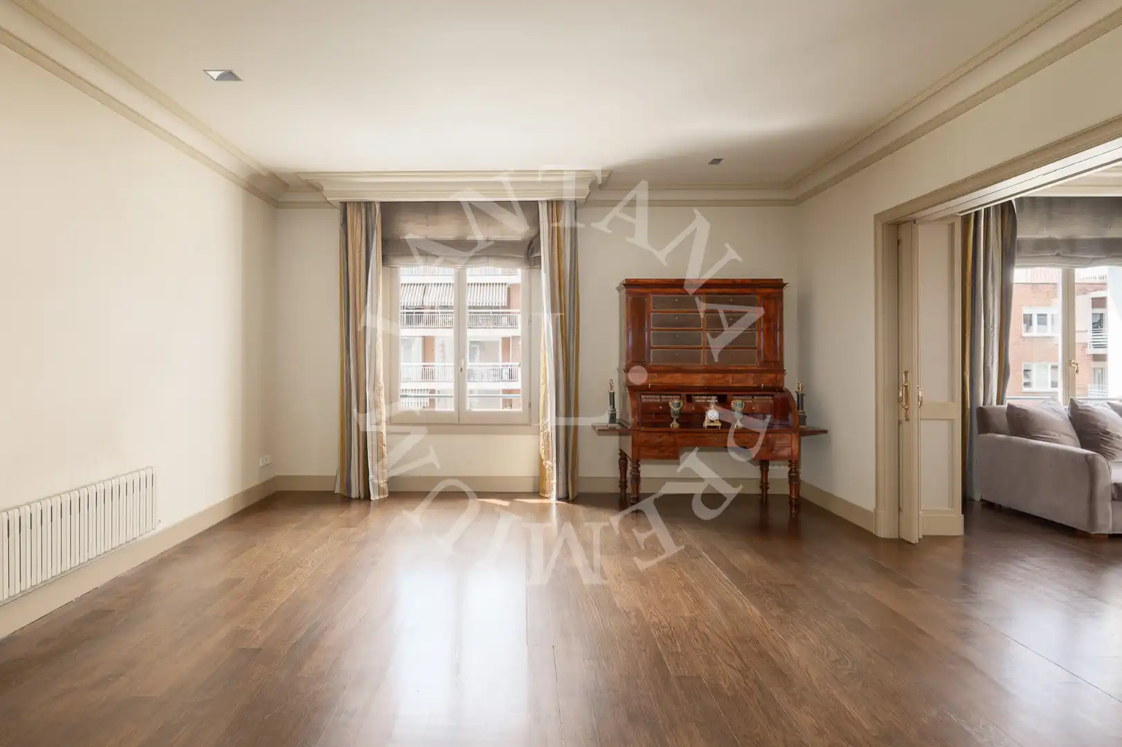 Sala de estar de Piso en venta en Barcelona con Aire acondicionado, Calefacción y Parquet