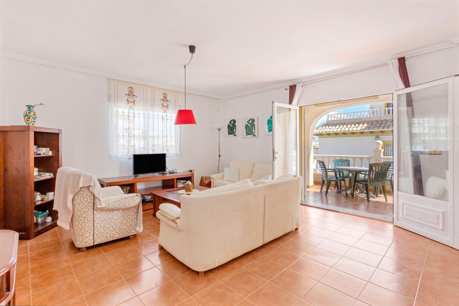 Garden of House or chalet for sale in Orihuela  with Air Conditioner, Heating and Private garden