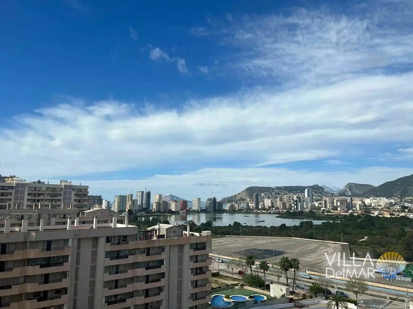 Vista exterior de Ático en venta en Calpe / Calp con Aire acondicionado, Calefacción y Terraza