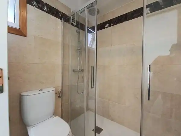 Bathroom of Apartments for sale in Vigo   with Heating, Parquet flooring and Terrace
