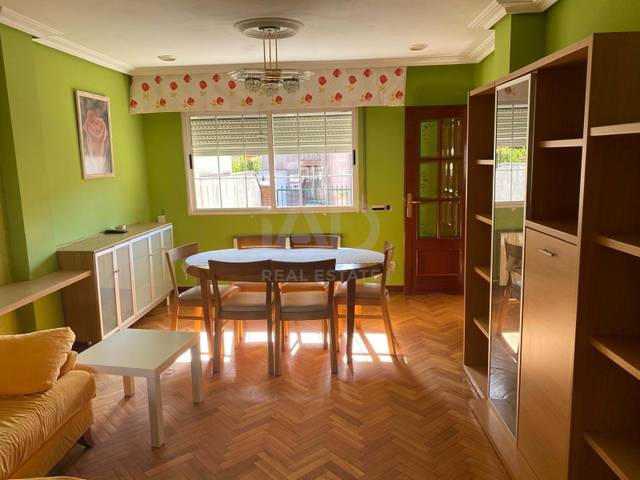 Casa-chalet en Venta en Las Flores