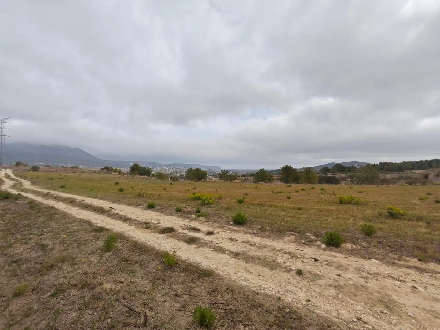 Terreno residencial en venta en Gata de Gorgos, imagen 2