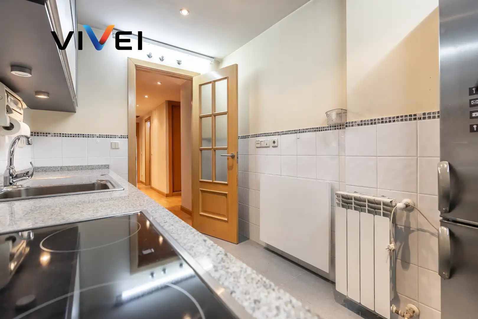 Kitchen of Flat for sale in Madrid  with Heating, Terrace and Storage room