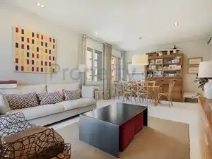 Sala d'estar de Pis en venda en Barcelona amb Aire condicionat, Calefacció i Terrassa