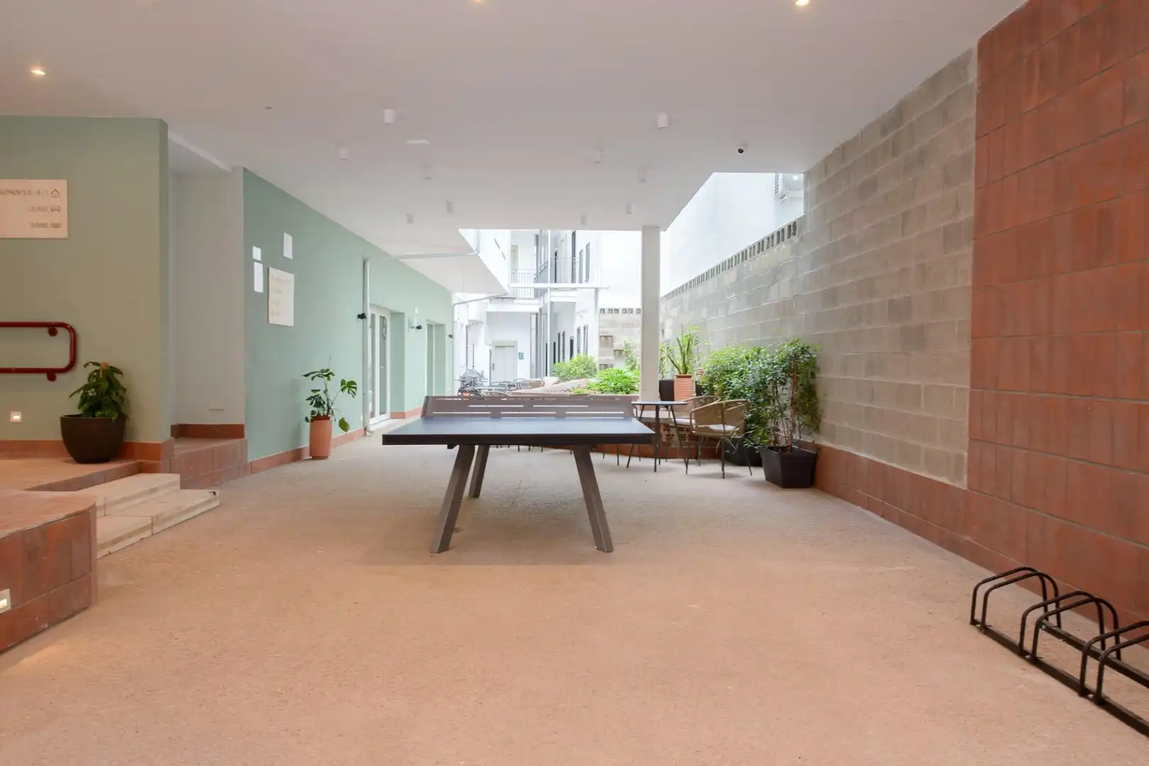 Study for rent in Madrid  with Air Conditioner, Heating and Furnished