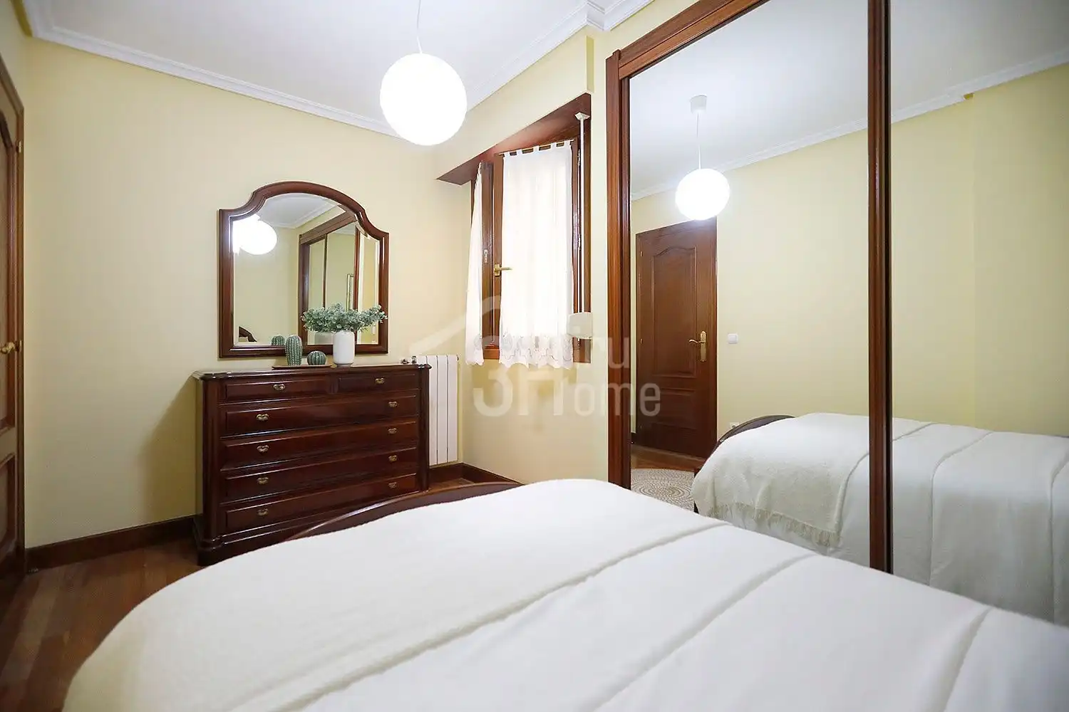 Habitación de Piso en venta en Irun  con Calefacción