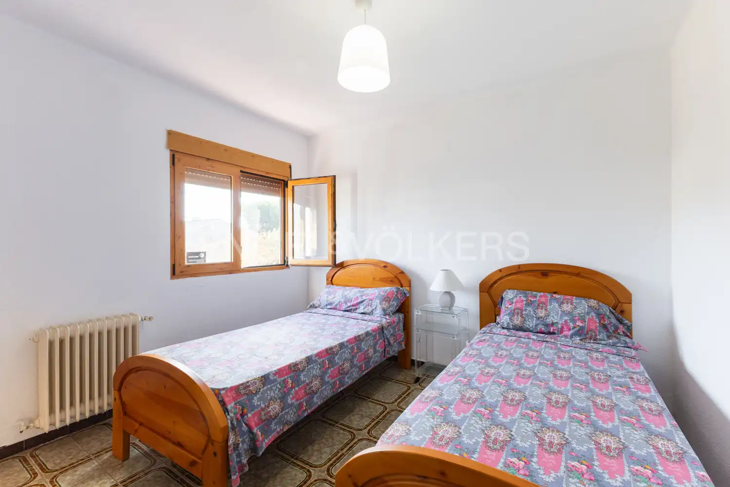 Habitación de Casa o chalet en venta en Benicasim / Benicàssim con Aire acondicionado, Calefacción y Jardín privado