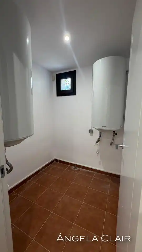 Casa con piscina in vendita a avenida garrofers, imagen 26