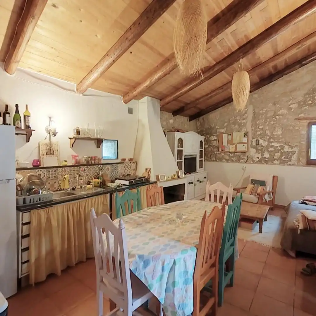 Cocina de Finca rústica en venta en Castellet i la Gornal con Jardín privado