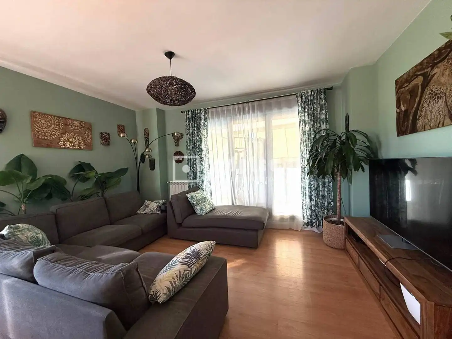 Sala d'estar de Pis en venda en Paracuellos de Jarama amb Aire condicionat, Calefacció i Jardí privat