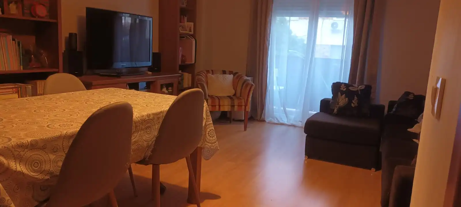 Flat for sale in Calle Cinco Caballeros, imagen 4