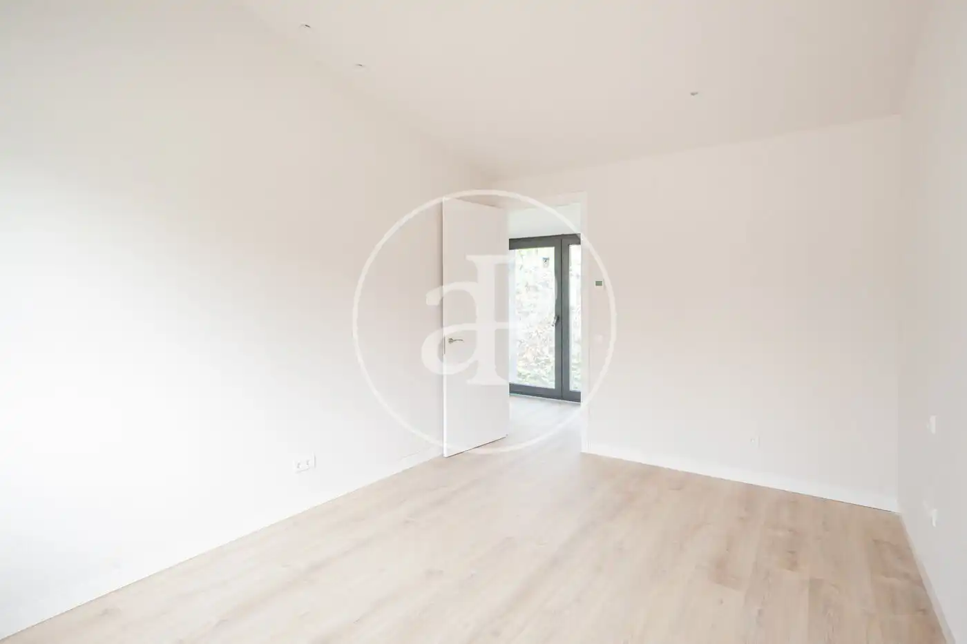 Habitación de Casa o chalet en venta en Pozuelo de Alarcón con Aire acondicionado, Calefacción y Jardín privado