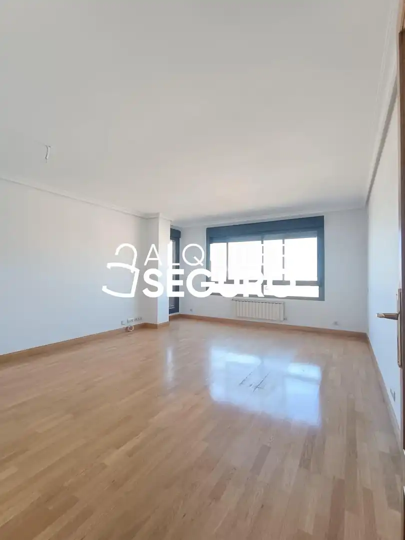 Piso de alquiler en Parla con Aire acondicionado, Calefacción y Terraza