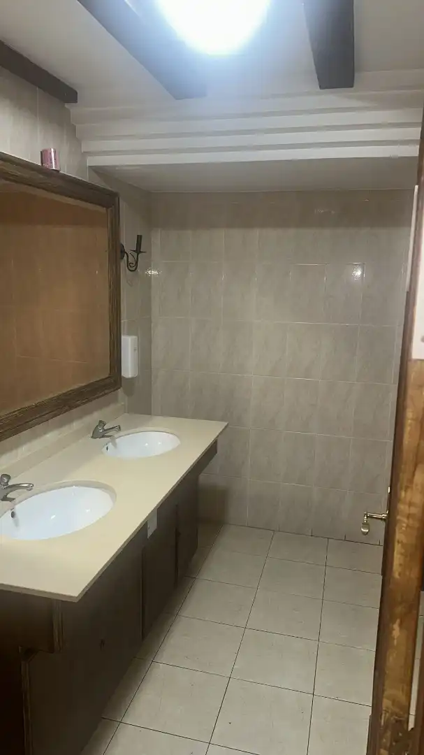 Baño de Local en traspaso en Alzira con Aire acondicionado, Calefacción y Terraza