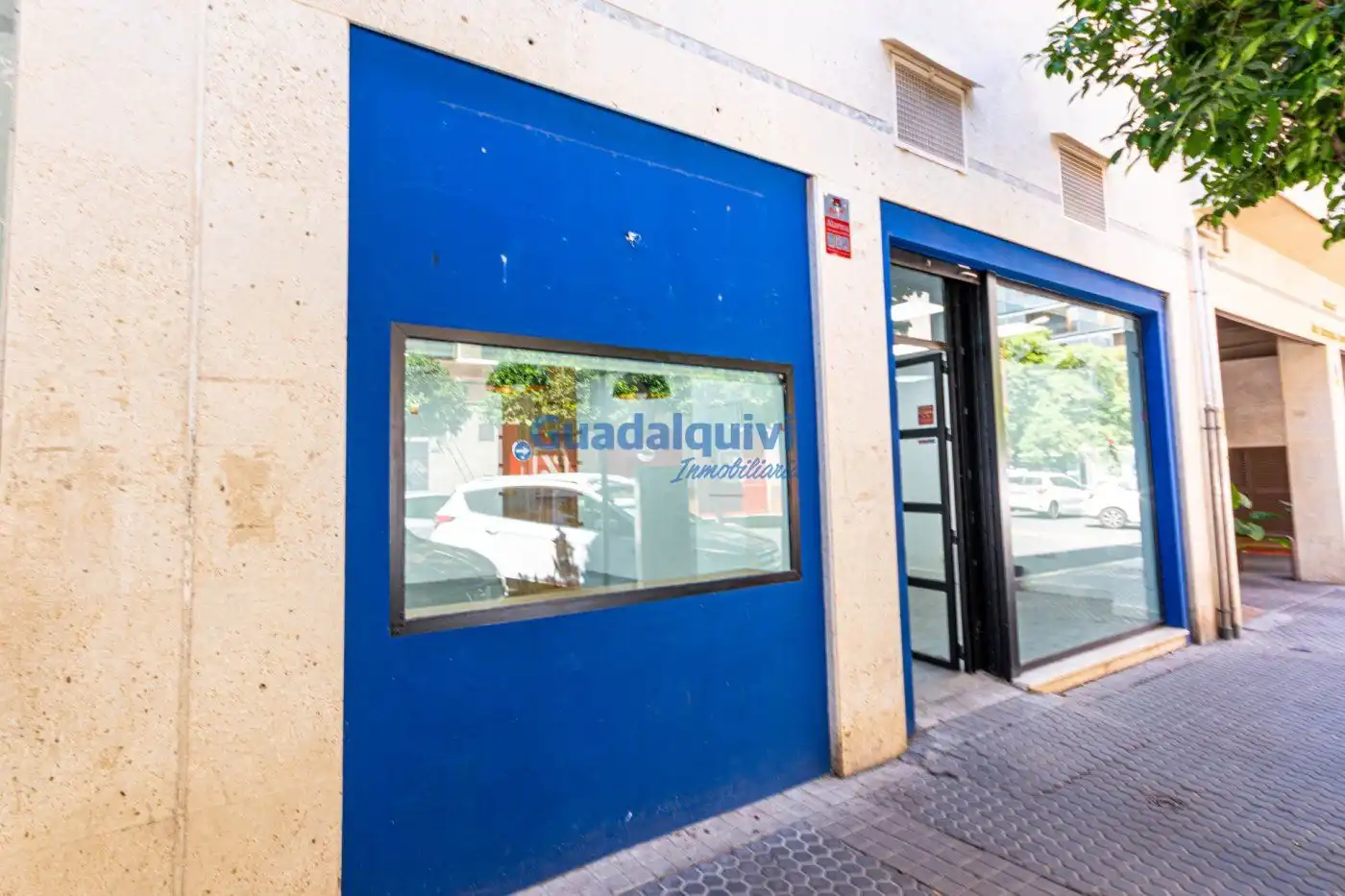 Local de lloguer en Sevilla amb Aire condicionat