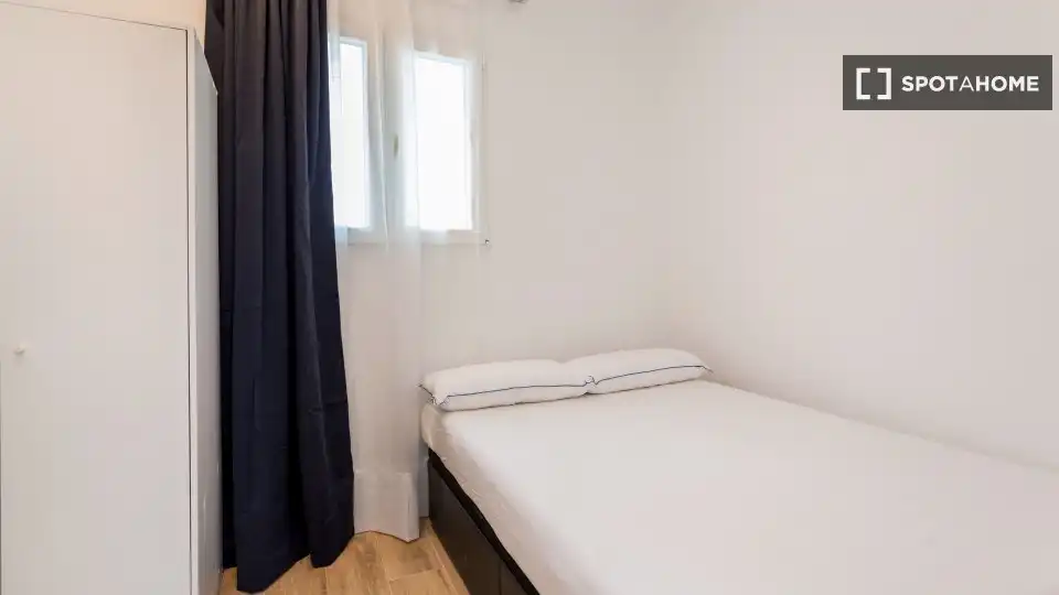 Piso con terraza en alquiler en Ciutat Vella, imagen 17