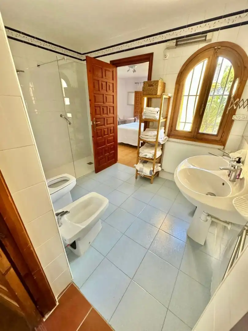 Bathroom of Houses for sale in Jávea / Xàbia  with Air Conditioner, Heating and Private garden