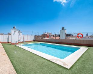 Swimming pool of Flat for sale in  Barcelona Capital  with Air Conditioner, Terrace and Swimming Pool