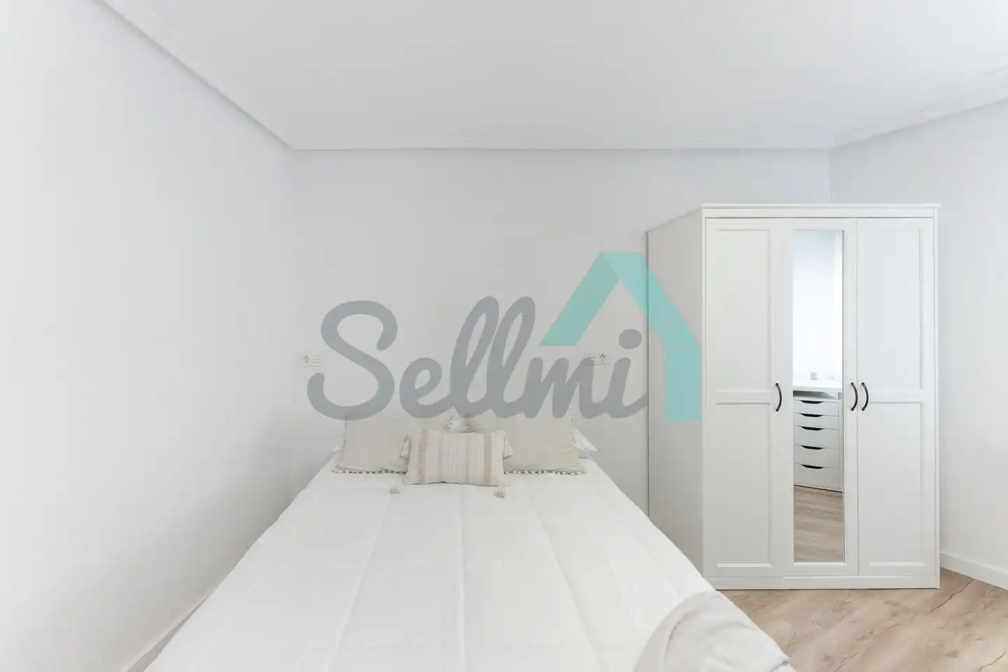 Schlafzimmer von Wohnung zur untervermieten in Oviedo  mit Heizung, Möbliert und Internet