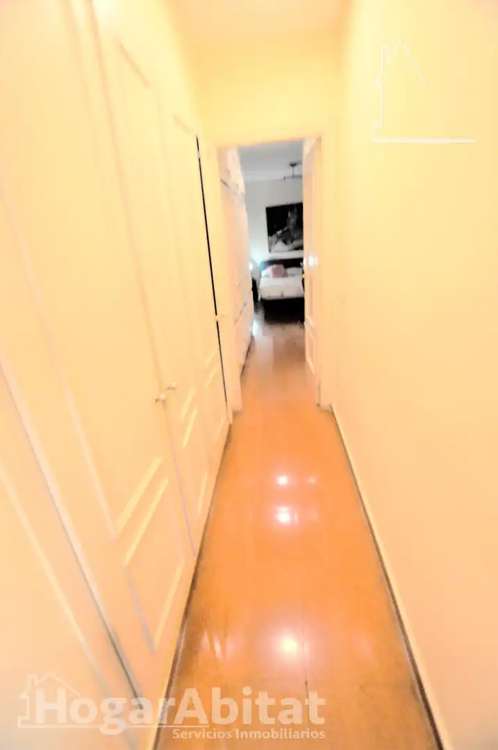Flat for sale in Valencia  with Air Conditioner and Heating