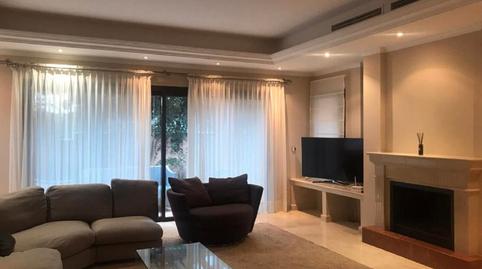 Photo 4 of Single-family semi-detached for sale in Urbanización Cascada de Camojan, 12, Sierra Blanca, Málaga