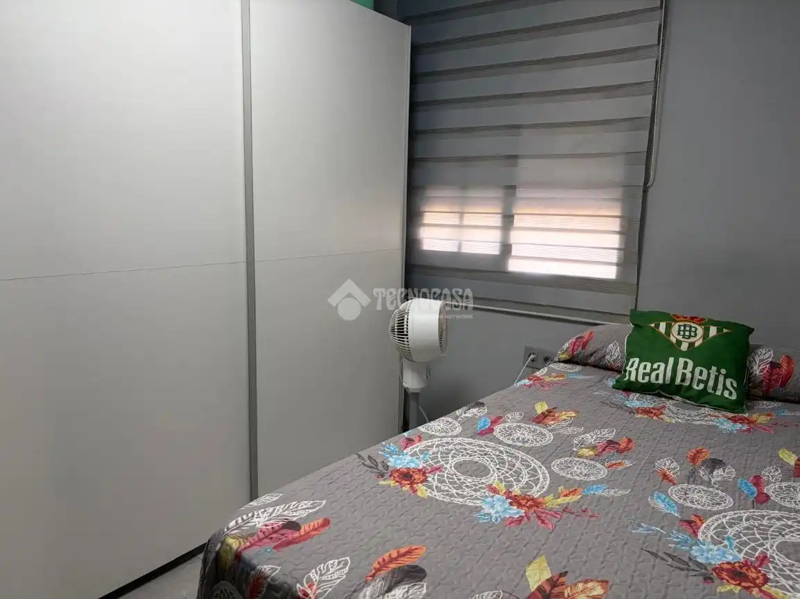 Habitación de Piso en venta en Sevilla con Aire acondicionado