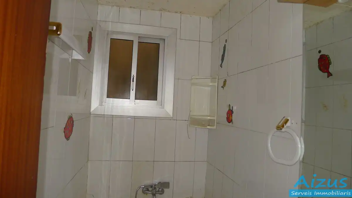 Piso en venta en Carrer de Sant Josep, Can Clos - Pinetons