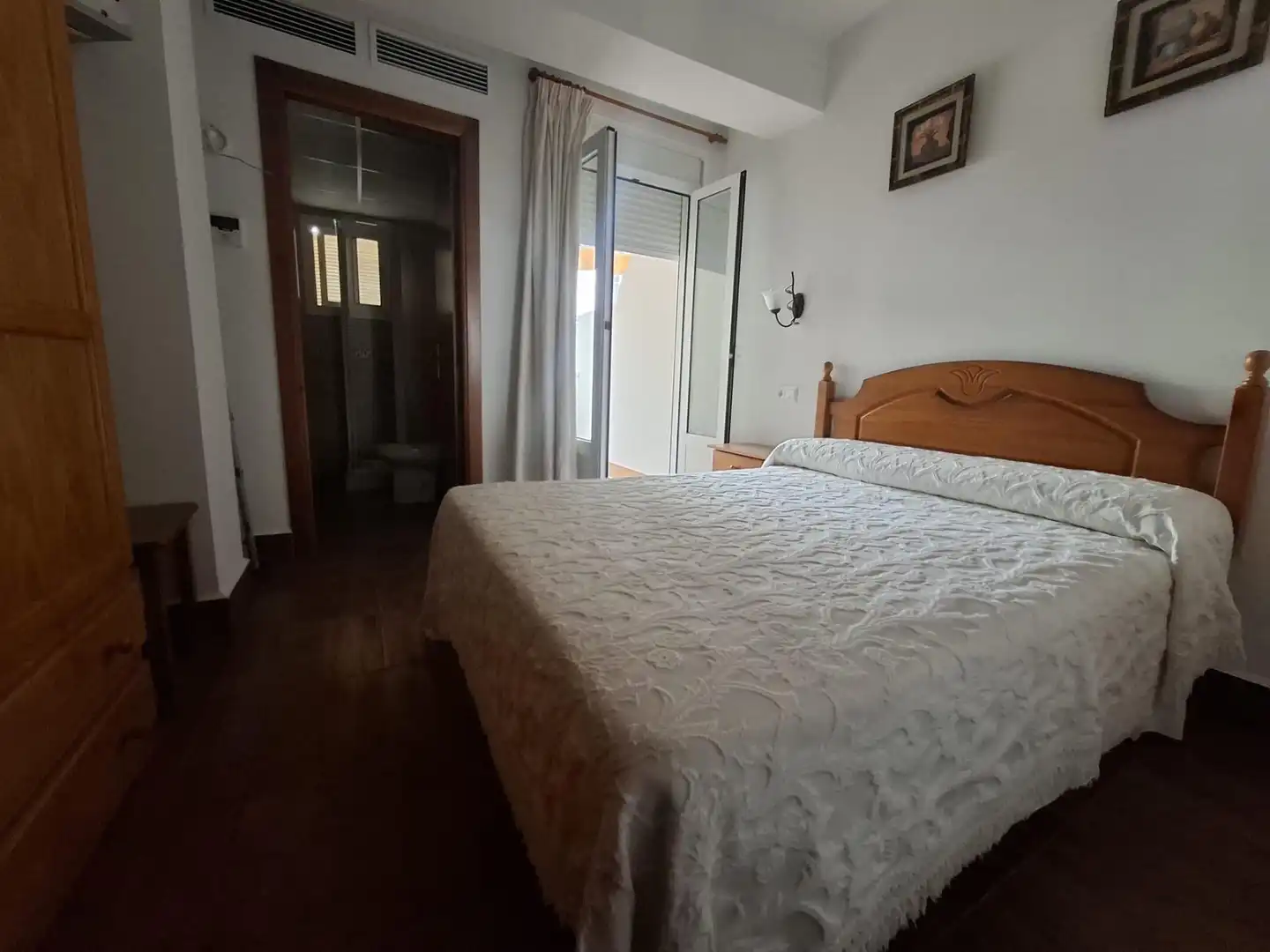 Habitación de Edificio en venta en Tolox