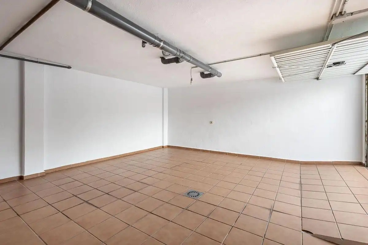 Einfamilien-Reihenhaus zur Miete in Armilla mit Klimaanlage, Heizung und Abstellraum