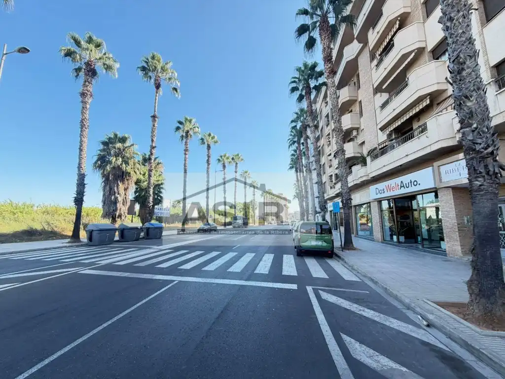 Vista exterior de Residencial en venda en Alzira