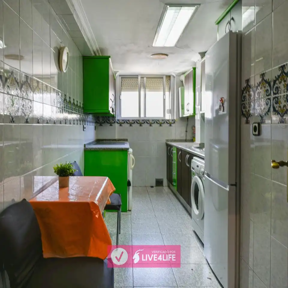 Flat with lift to rent in Calle Fausto, imagen 7