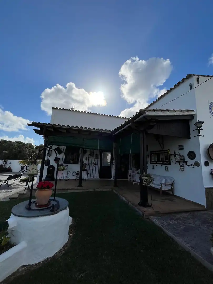 Casa o xalet en venda en Chiclana de la Frontera amb Jardí privat, Moblat i Piscina comunitària