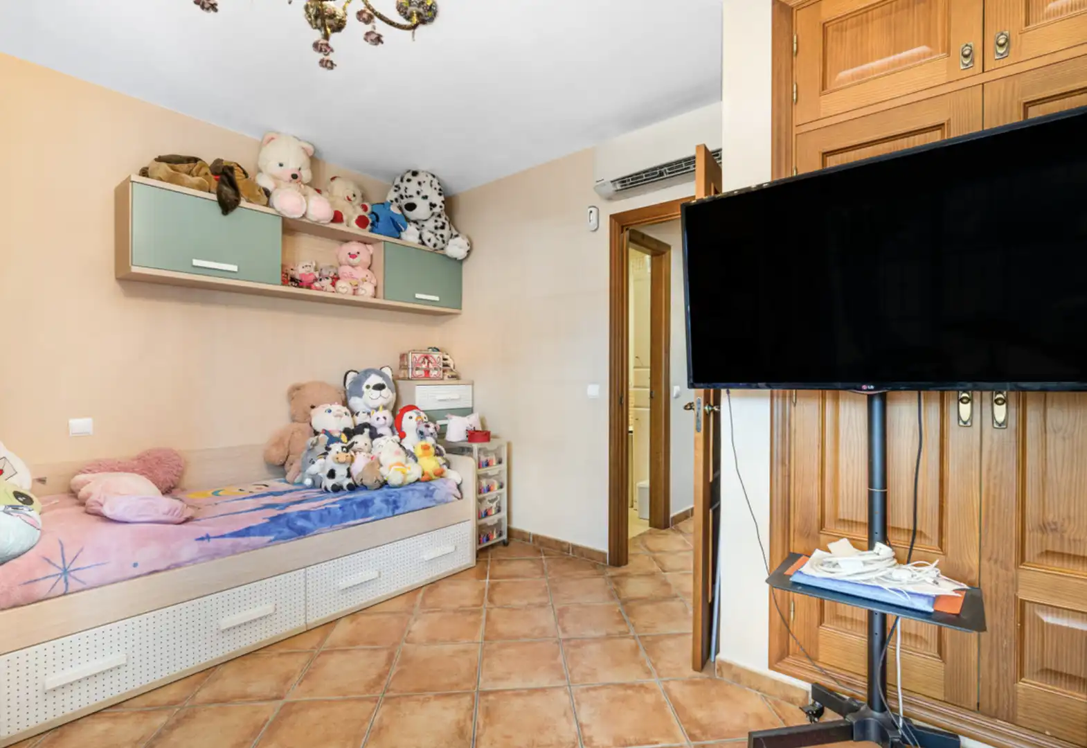 Chalet con terraza en venta en San Pedro de Alcántara, imagen 11