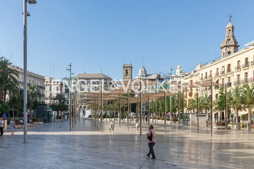 Vista exterior de Pis de lloguer en Ciutat Vella 